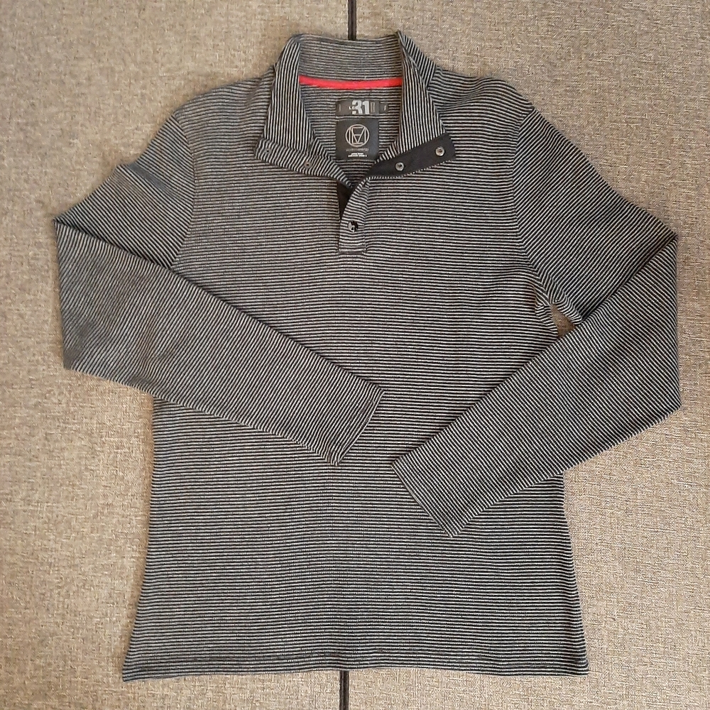Collared Gray Sweater Medium - Picture 7 of 7